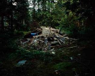 Roger Eberhard, James Nizam: Tumulus
